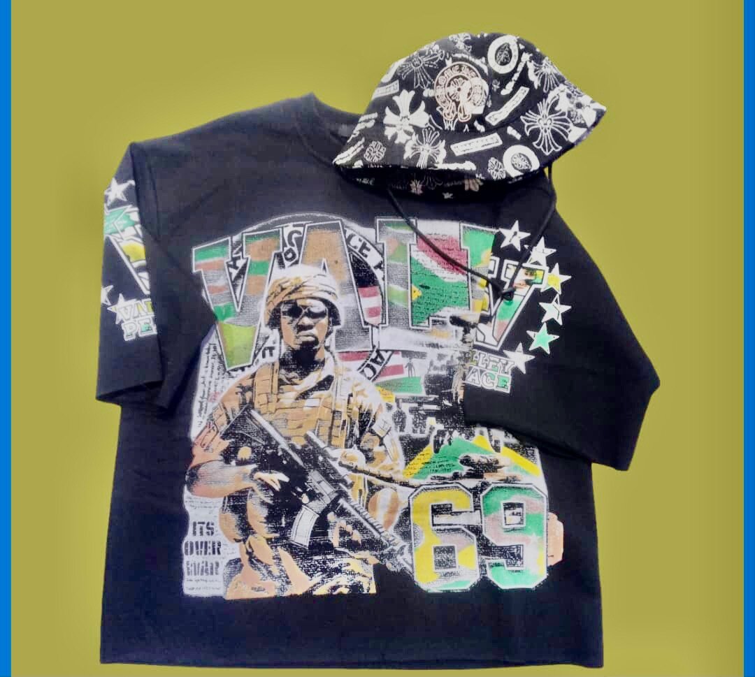 T-shirt militaire graphique