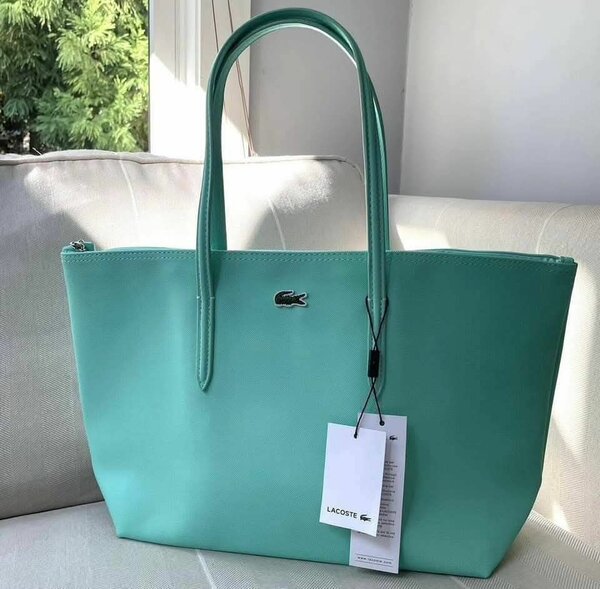 Sac cabas Lacoste élégant