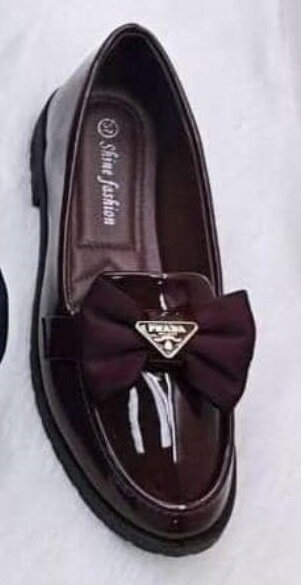 belles chaussures pour femmes