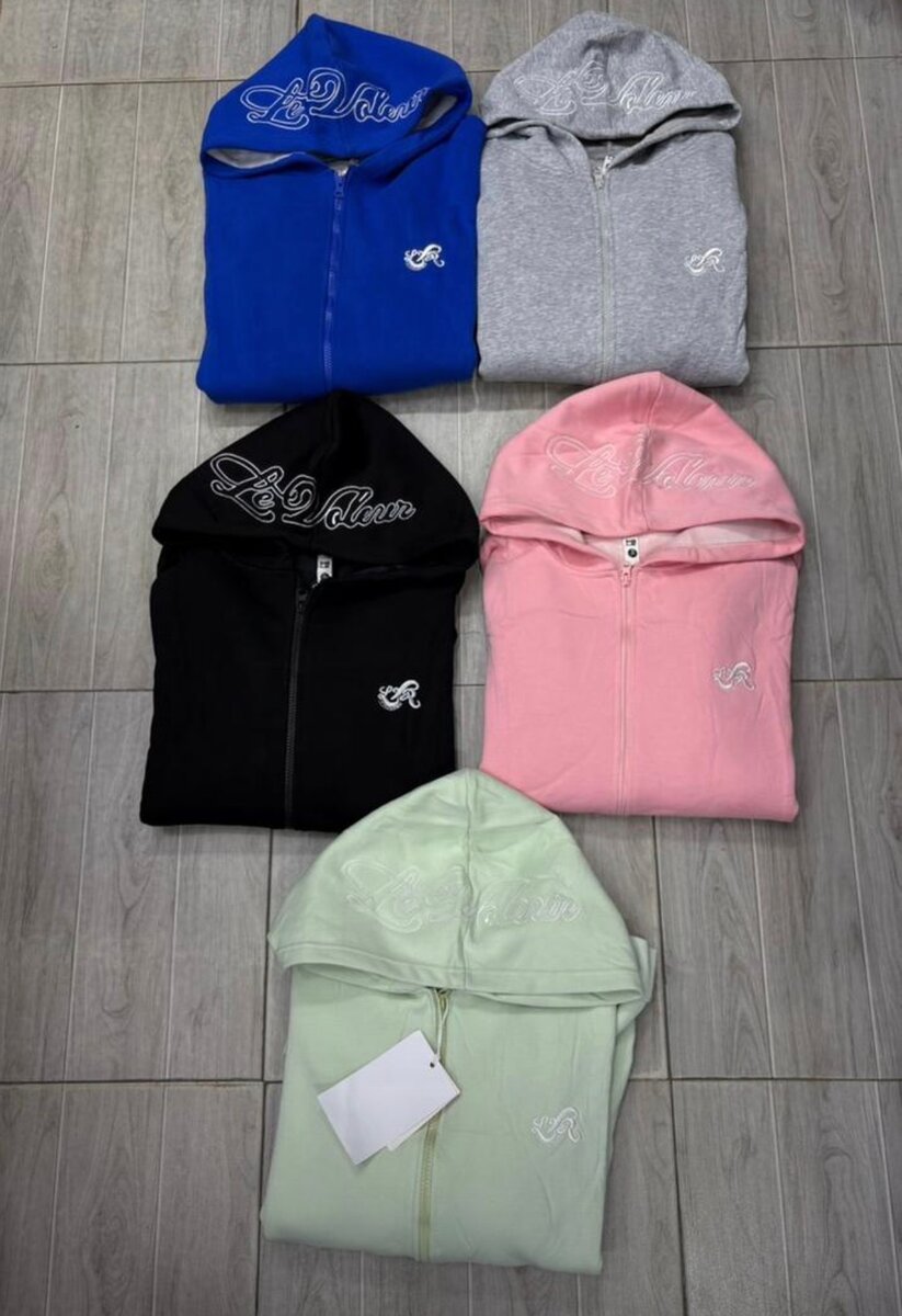 Sweatshirts à capuche Le Voleur