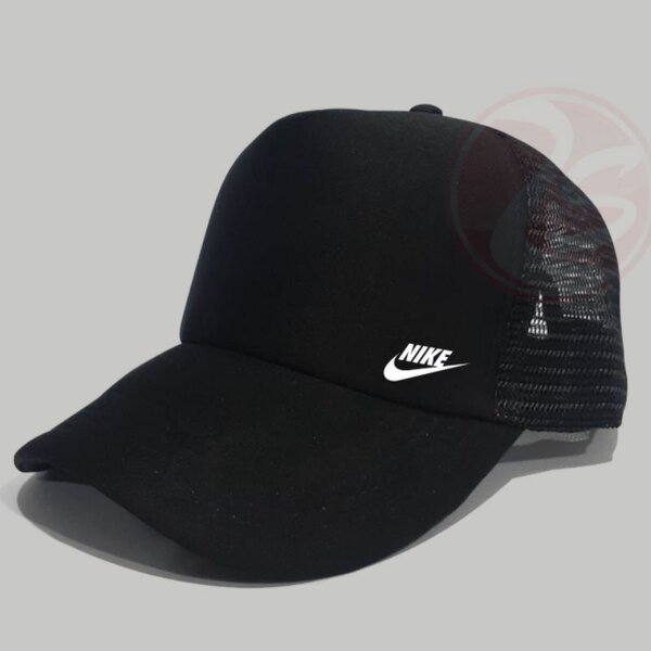 Casquette noire Nike sportive