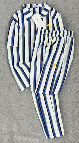 Pyjama rayé confortable unisexe