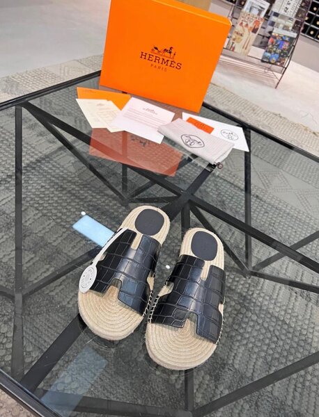 Sandales en cuir Hermès