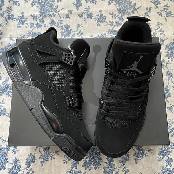 Nike Jordan 4