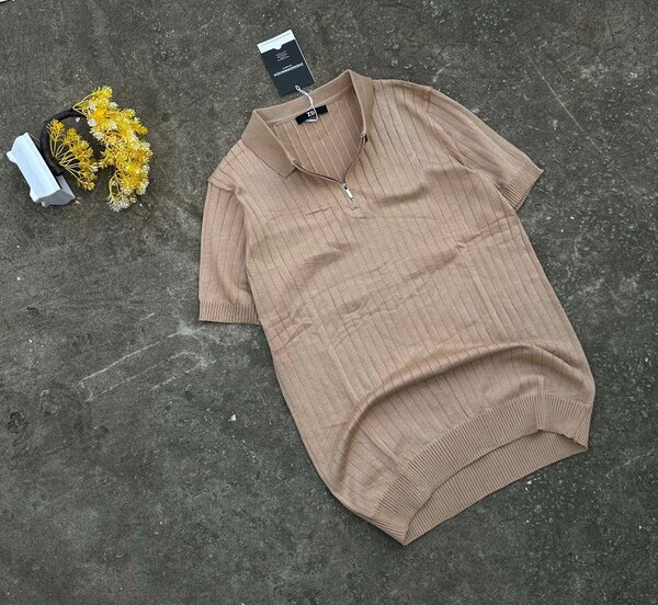 Pull col zippé beige