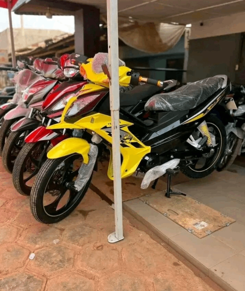 Moto sportive rapide