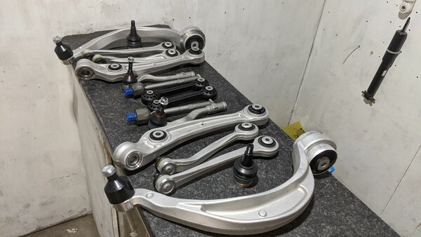 Front Fully Suspension Kits For AUDI Q5 B8 2011 - 2025