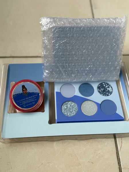 Kit maquillage Juvia's Place