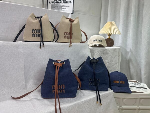 Complet sac et casquette