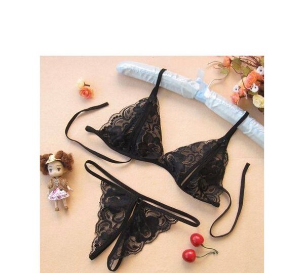 Ensemble lingerie dentelle noire