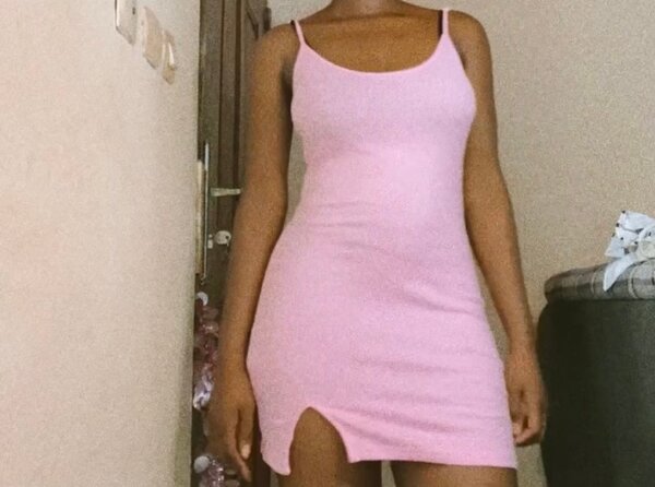 Robe en coton rose élégante