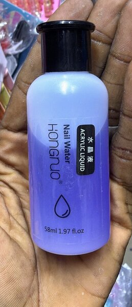 Liquide acrylique pour ongles