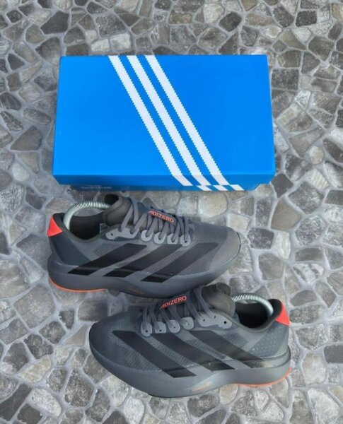 Chaussures de sport ADIDAS