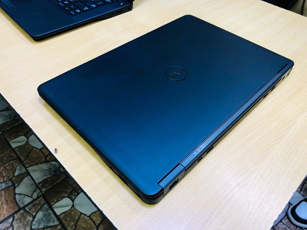 Dell latitude E7450