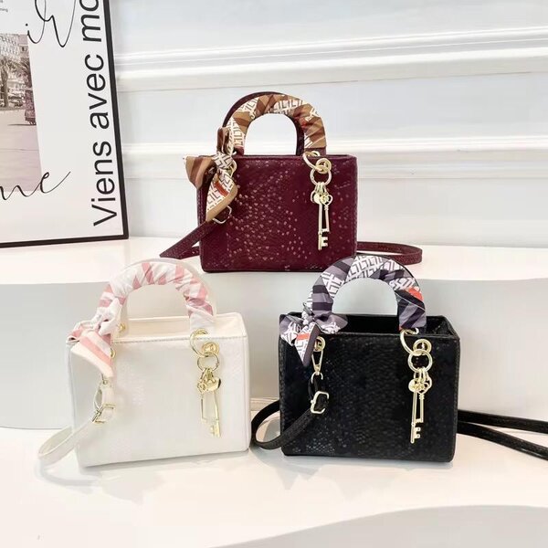 Sac à main élégant femmes