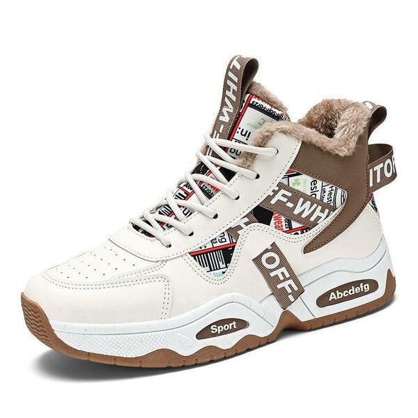 Продаю зимний спортивный обувь,