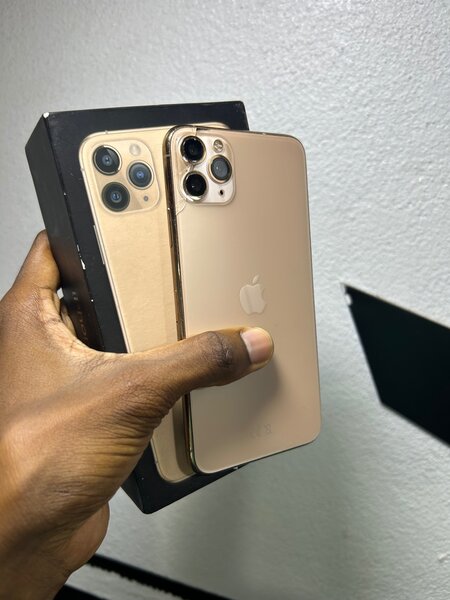 iPhone 11 Pro Max 64Go