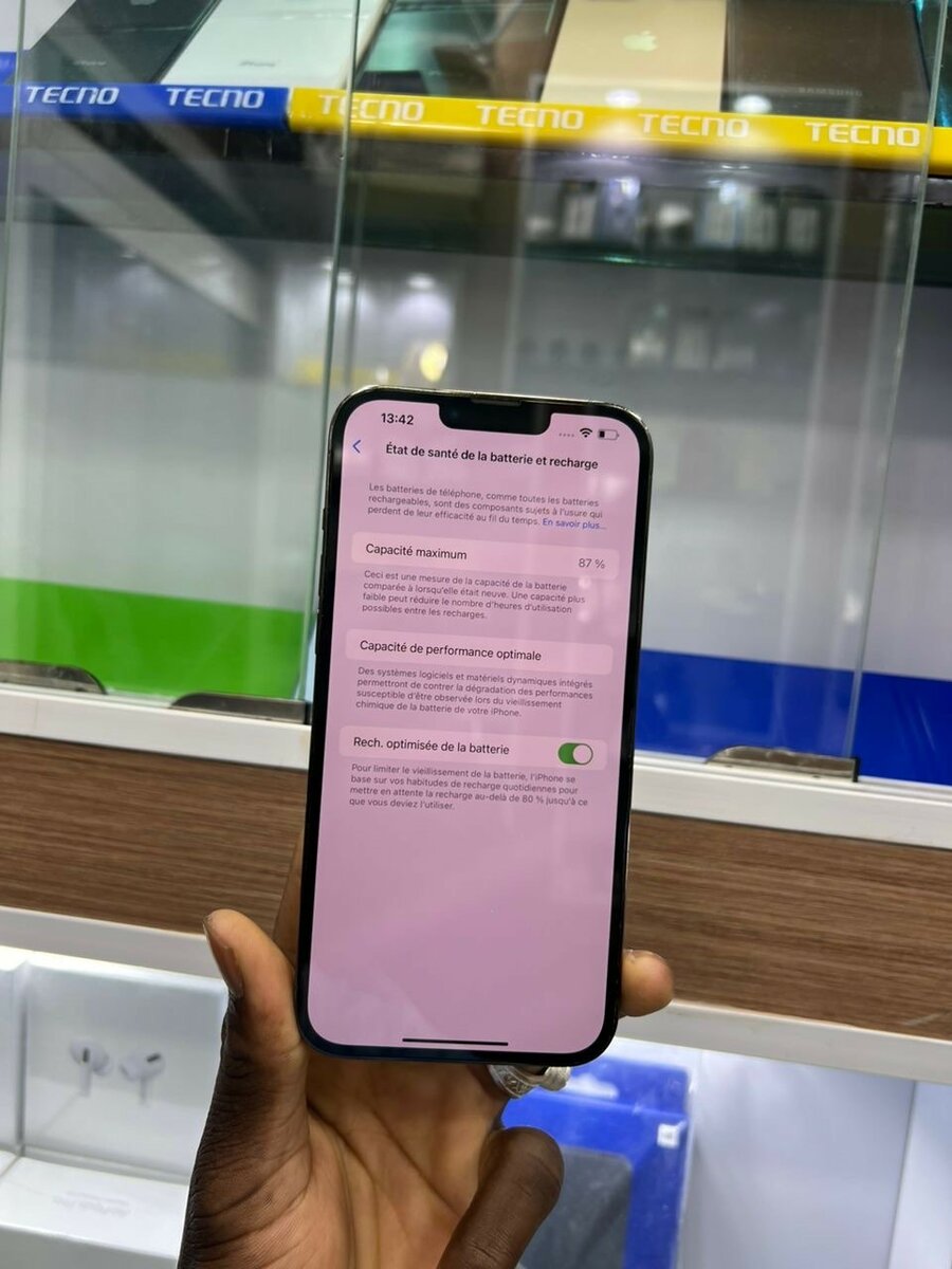 13 Pro Max 128giga CE avec carton