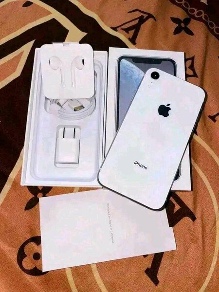 iPhone xr 128gb
