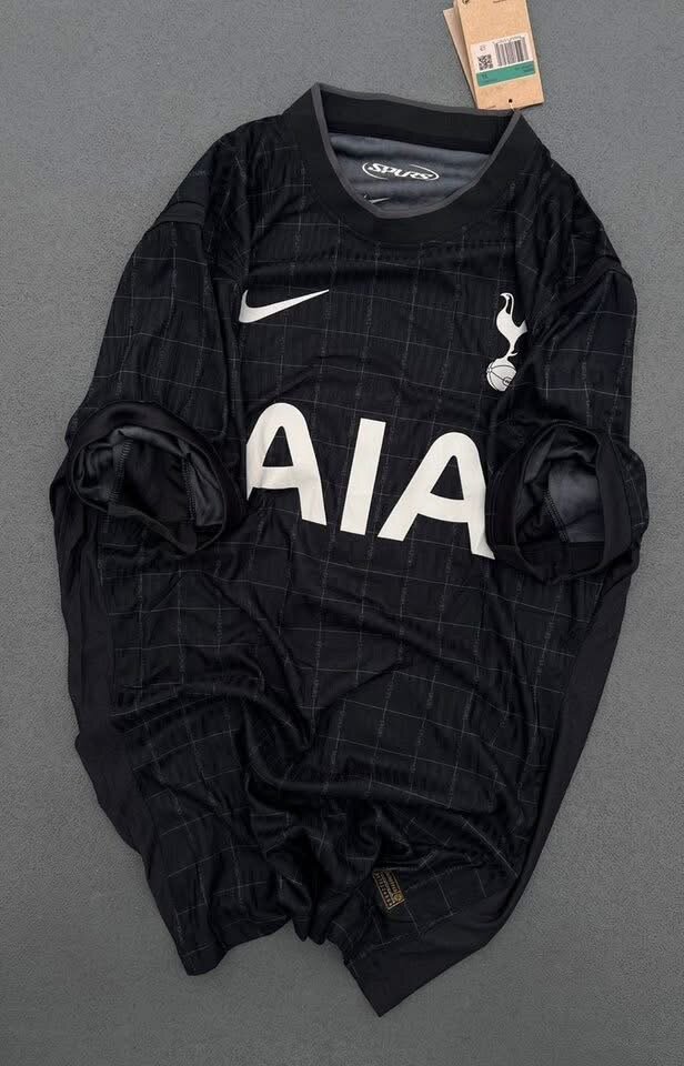 Maillot de football noir classique