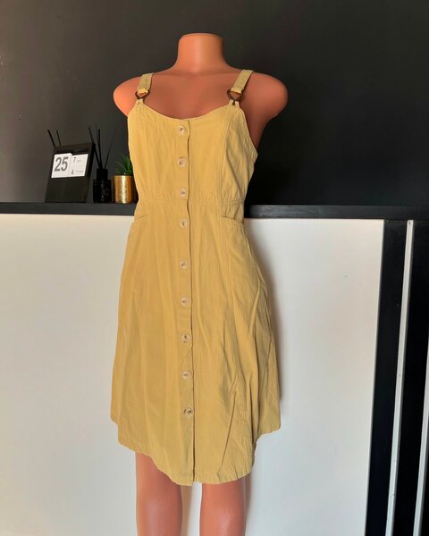  women's beautiful dress 