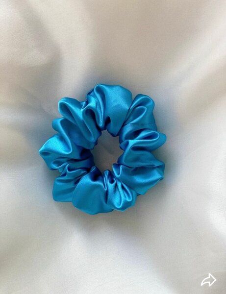 Chouchou en soie bleu