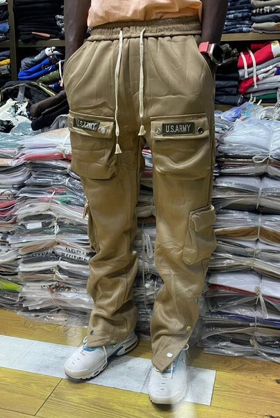 Quality men trousers