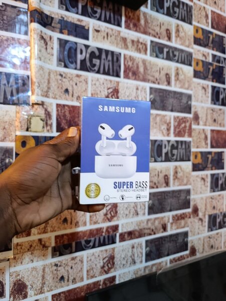 Écouteurs Sans Fil Super Bass