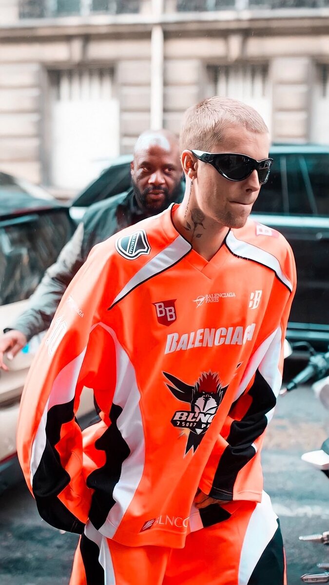 Lunettes de Soleil Futuristes