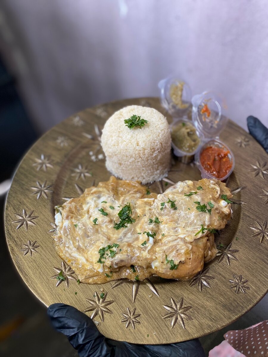 Poulet mayo avec attieke