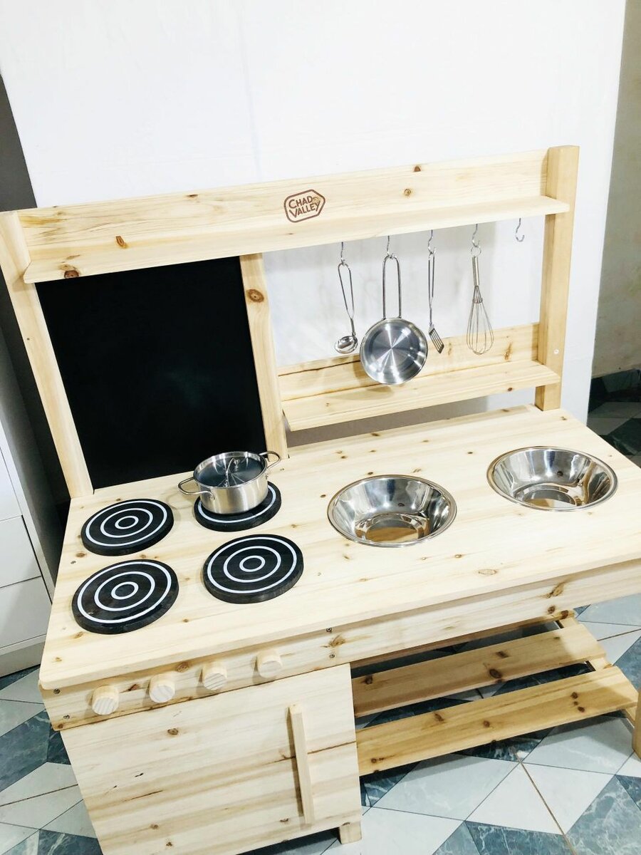 Cuisinette en bois pour enfants