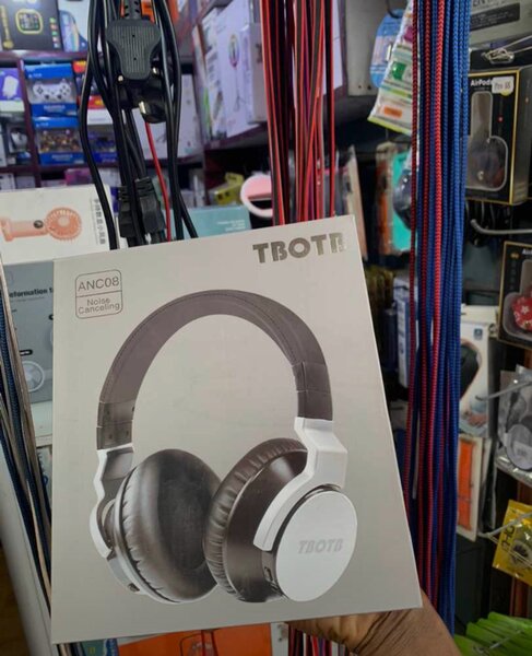 TBOTB headphone