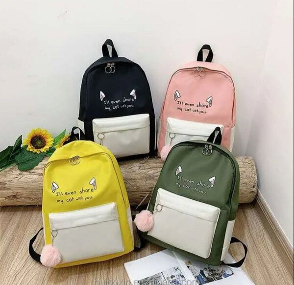 Gourde et sac au dos