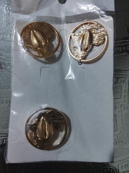 Ensemble de 3 boutons de manchette en métal doré