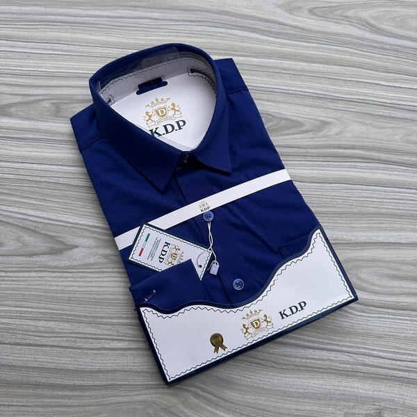 ARARE  AND EXCELLENT PLAIN  SHIRT