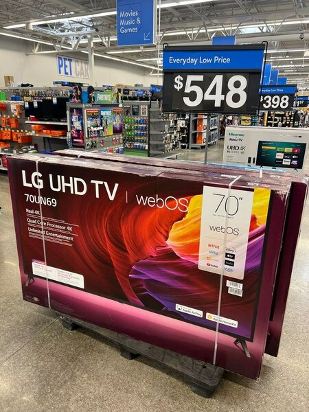 LG UHD TV 70'' webOS - 70UN69