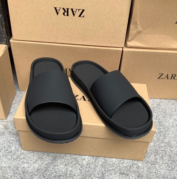 Sandales de piscine homme noires