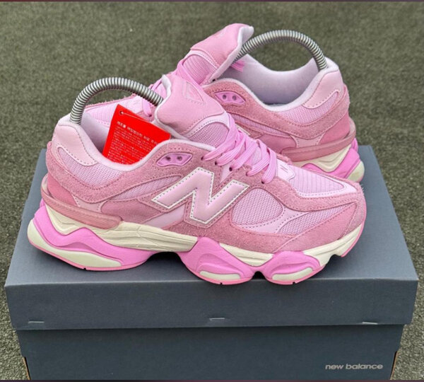 New Balance Baskets Roses Femme