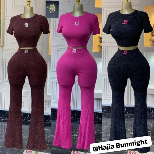 Chic combinaison disponible