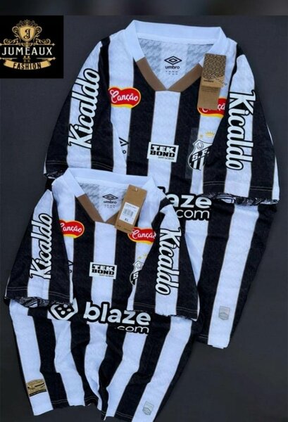 Maillot de Football Rayé Noir et Blanc