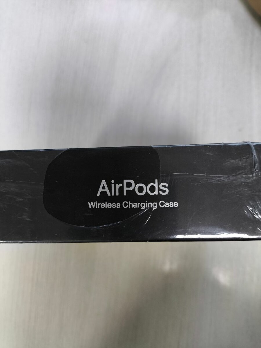 AirPods