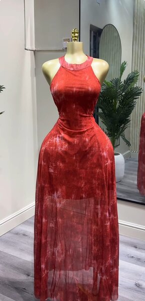 Robe maxi rouge élégante