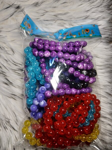 Colliers de perles colorés