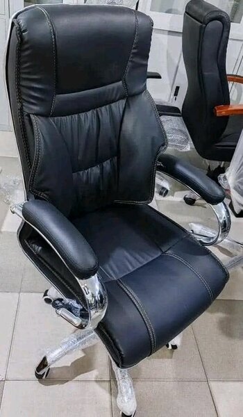 Chaise de bureau ergonomique moderne