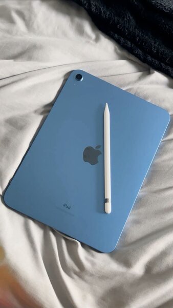 iPad Air Bleu avec Stylet