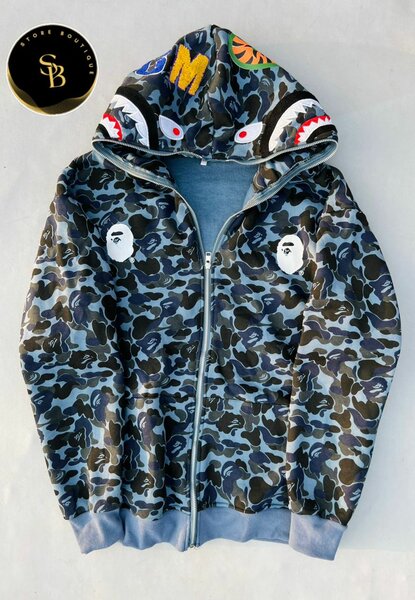Veste camouflage à capuche
