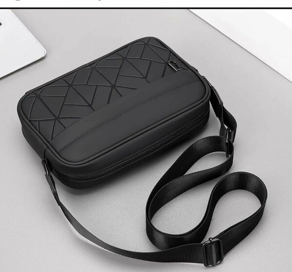 Sac bandoulière homme élégant