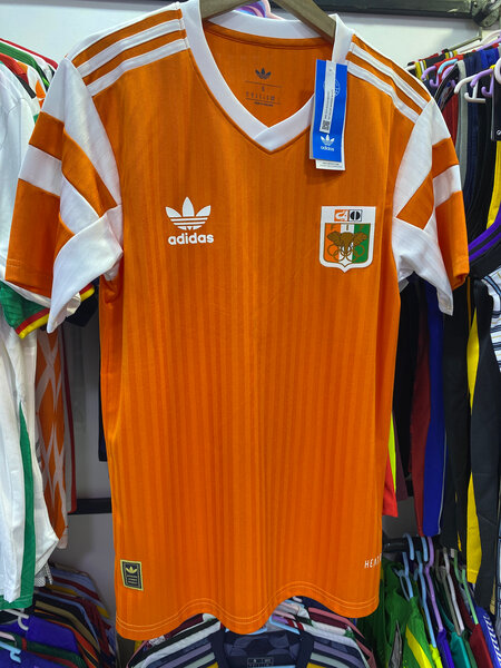 Maillot rétro Adidas football