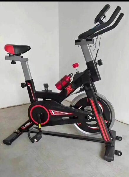 Vélo d'appartement magnétique