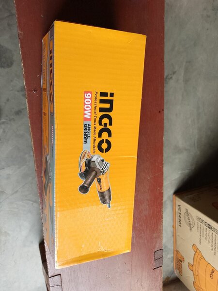 900w 4.5" Ingco Angle Grinder